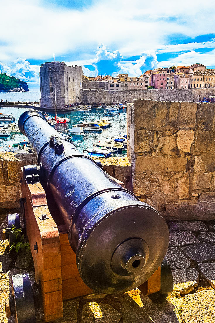 dubrovnik croatia old port cannon ps