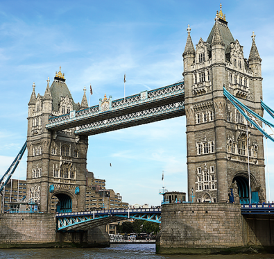 London Bridge - Travel with Mia