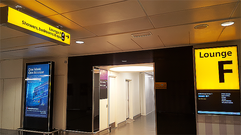 No 1 Lounge London Heathrow Review - Travel with Mia - Lounge F Sign