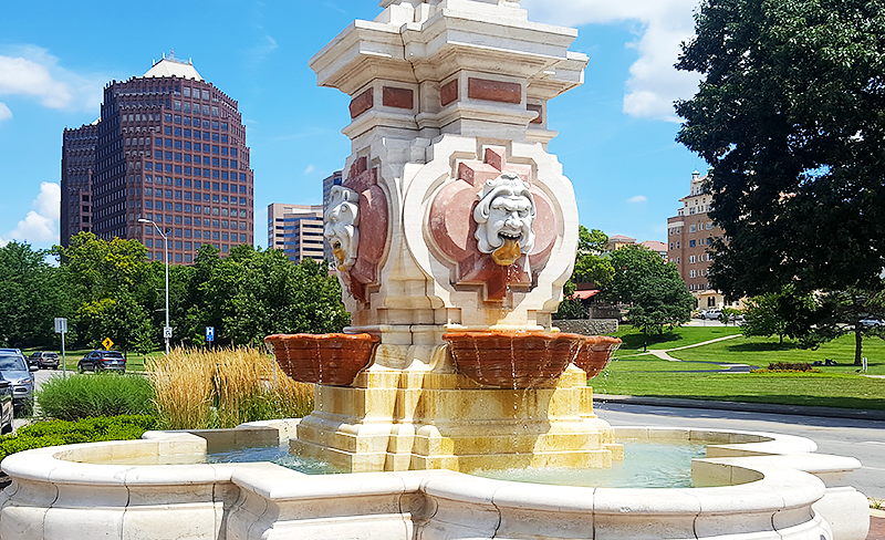 Travel with Mia - Kansas City European Charm - Fountain