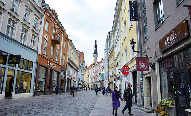 Tallinn Estonia - Viru Street Old Town - Travel with Mia - Next Trip